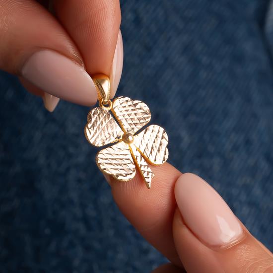 Desenli Yonca 14 Ayar Kolye Ucu