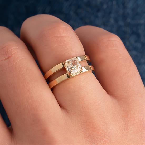 İki Sıra Taşlı 14 Ayar Altın Yüzük