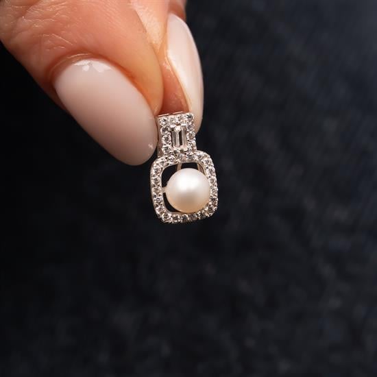 İnci Kolye Ucu 14 Ayar Altın 1 cm