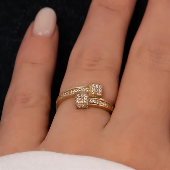 Kare Taşlı Geometrik 14 Ayar Altın Tasarım Yüzük