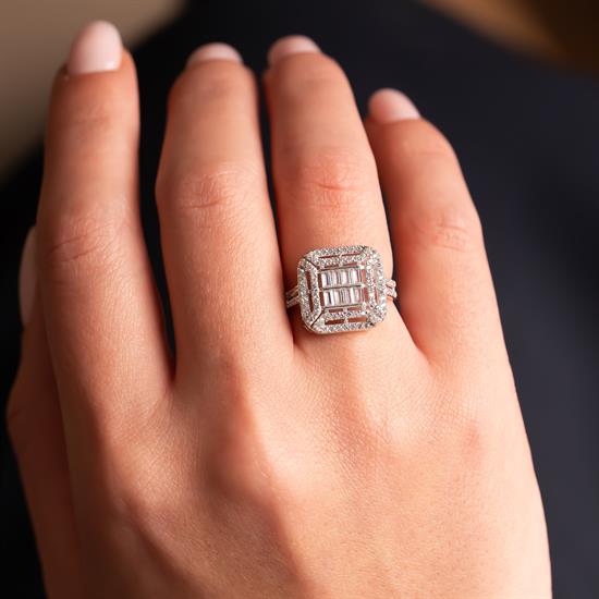 Kenarı Taşlı Baget 14 Ayar Altın Yüzük