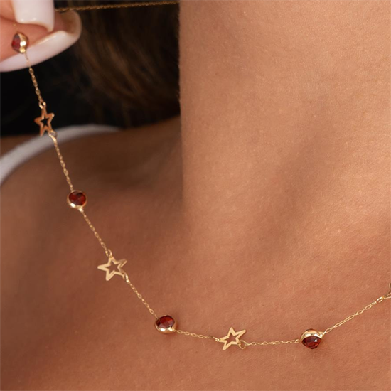 Kırmızı Taşlı Yıldız  Minimal 14 Ayar Altın Kolye