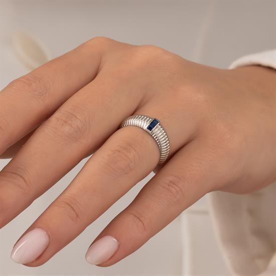 Mavi Taşlı 14 Ayar Beyaz Altın Yüzük