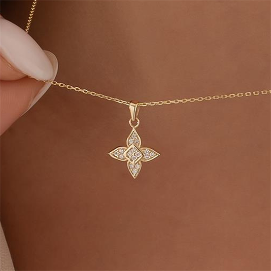 Minimal Çiçek 14 Ayar Altın Kolye