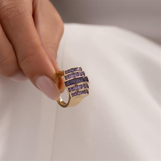 Mor Kare Taşlı Tasarım 14 Ayar Altın Yüzük