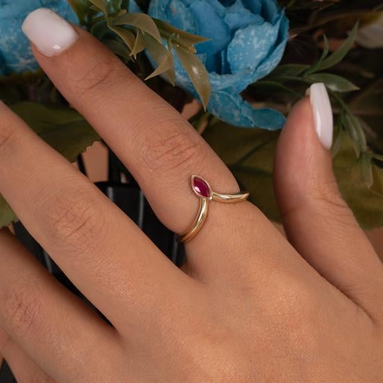 Mor Taşlı V 14 Ayar Altın Yüzük