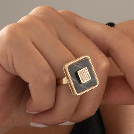 Özel Tasarım Kare Siyah Mineli Altın Yüzük
