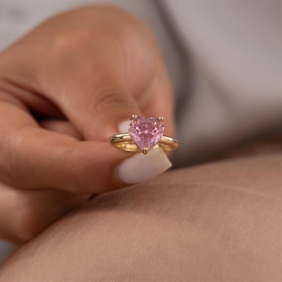 Pembe Kalp Taşlı 14 Ayar Altın Yüzük