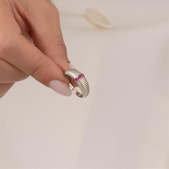 Pembe Taşlı 14 Ayar Beyaz Altın Yüzük