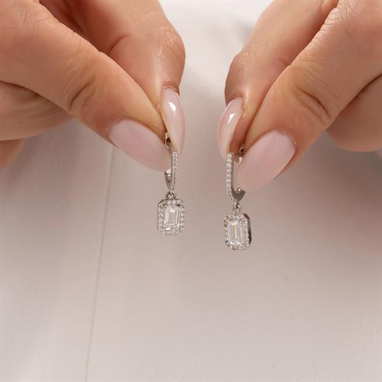 Sallantılı Baget Küpe 14 Ayar Beyaz Altın