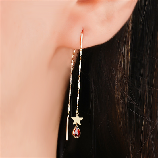 Sallantılı Kırmızı Taşlı Yıldız Küpe 14 Ayar Altın