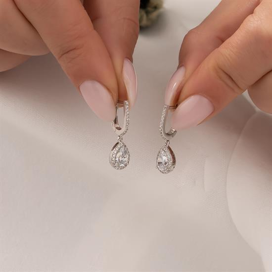 Sallantılı Tektaş 14 Ayar Beyaz Altın Küpe