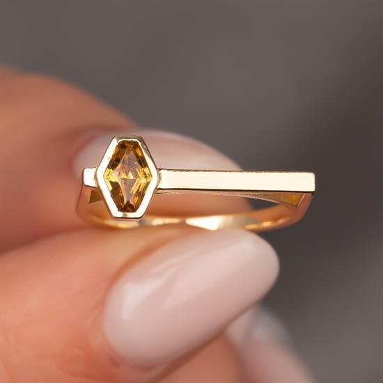 Sarı Taşlı 14 Ayar Altın Yüzük