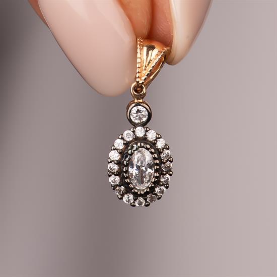 Siyah Oval Taşlı 14 Ayar Kolye Ucu