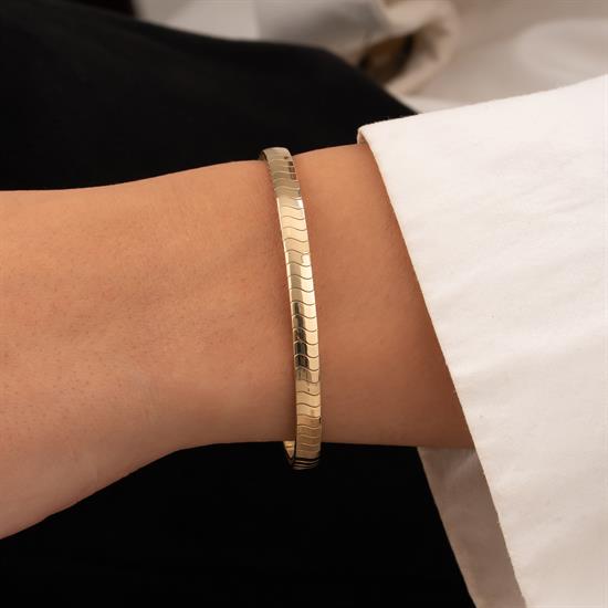 Spor Model 14 Ayar Altın Kelepçe