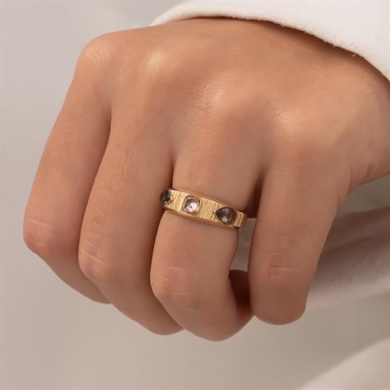 Taş Detaylı 14 Ayar Altın Yüzük