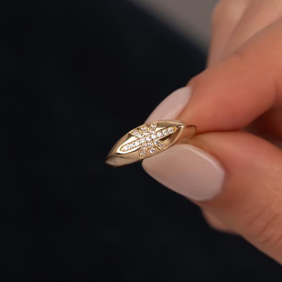 Taş Detaylı Bombeli 14 Ayar Altın Yüzük