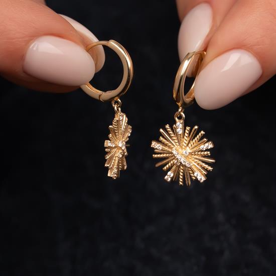 Taş Detaylı Tasarım 14 Ayar Sallantılı Küpe 3 cm