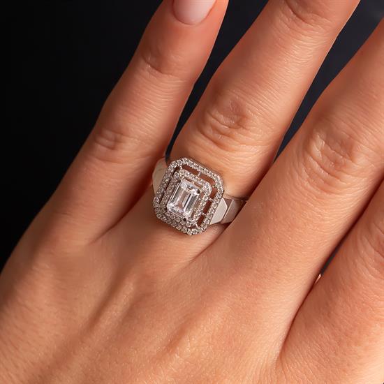 Taşlı Baget 14 Ayar Altın Yüzük