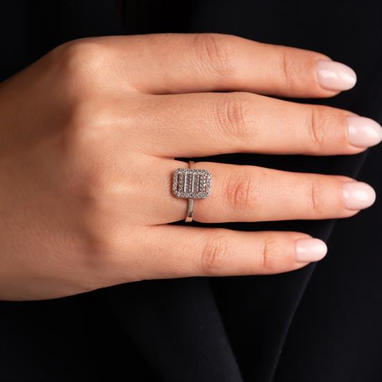 Taşlı Baget 14 Ayar Altın Yüzük