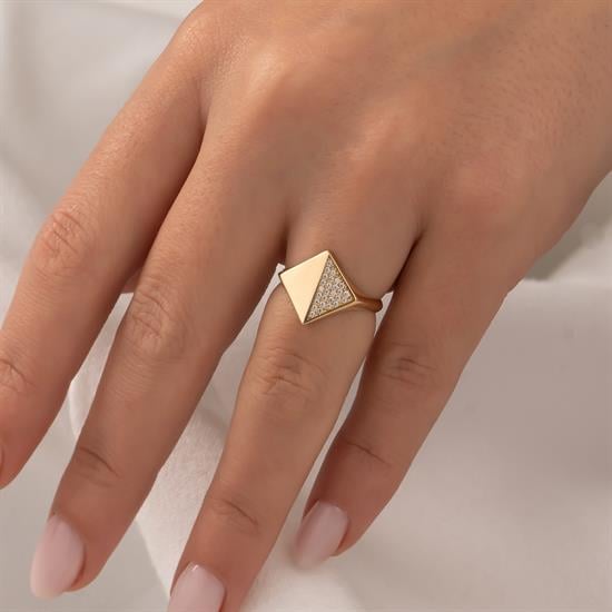 Taşlı Üçgen 14 Ayar Altın Yüzük