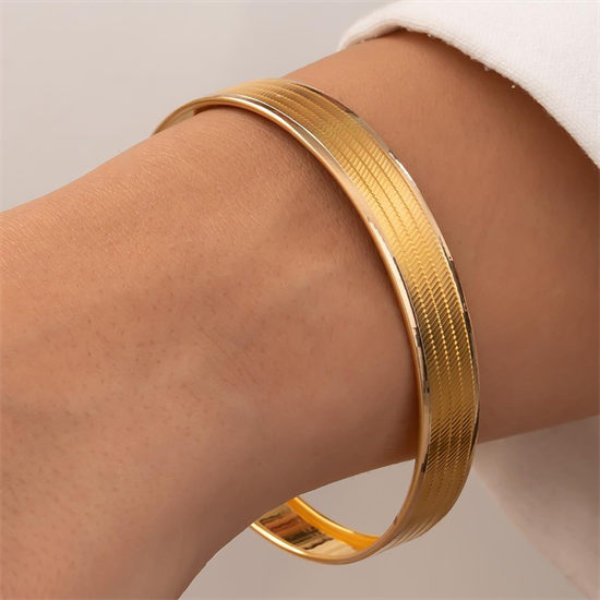 Trabzon Desenli 14 Ayar Altın Bilezik