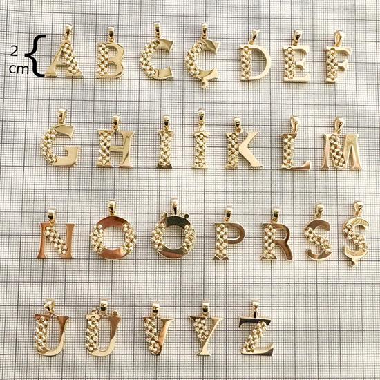 Ü Harfi Dorika Toplu 14 Ayar Altın Kolye Ucu