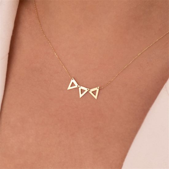 Üçgen Figürlü 14 Ayar Altın Minimal Kolye