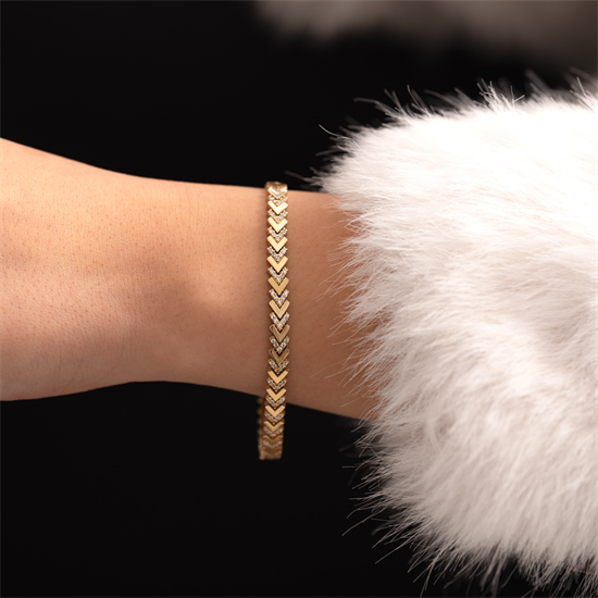 V Model Taşlı 14 Ayar Altın Bileklik