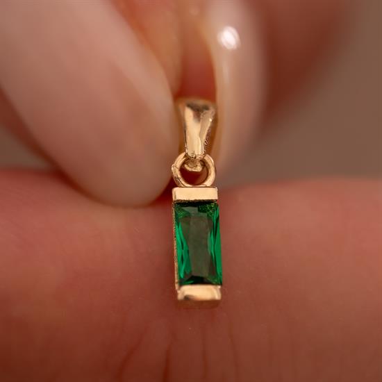 Yeşil Taşlı Minimal 14 Ayar Kolye Ucu