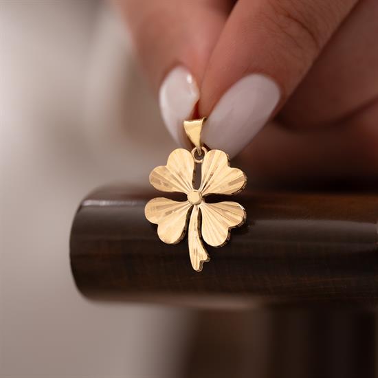 Yonca Altın Kolye Ucu