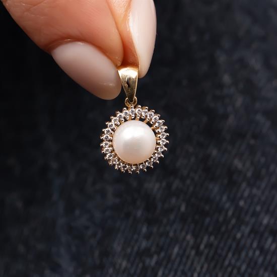 Yuvarlak İnci Kolye Ucu 14 Ayar Altın 2 cm