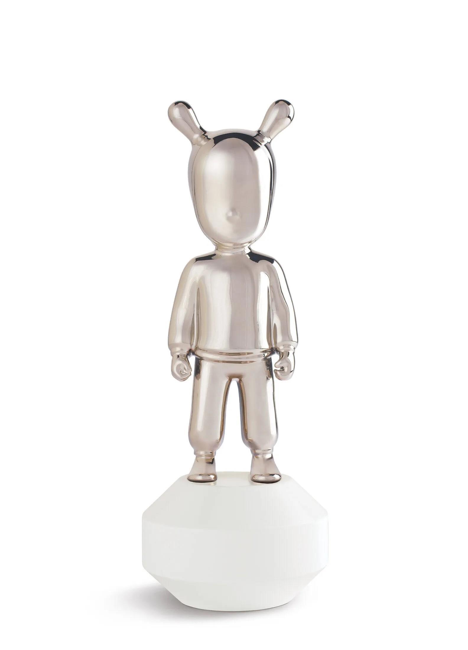 Lladro - The Silver Guest Little Beyaz Porselen Heykel