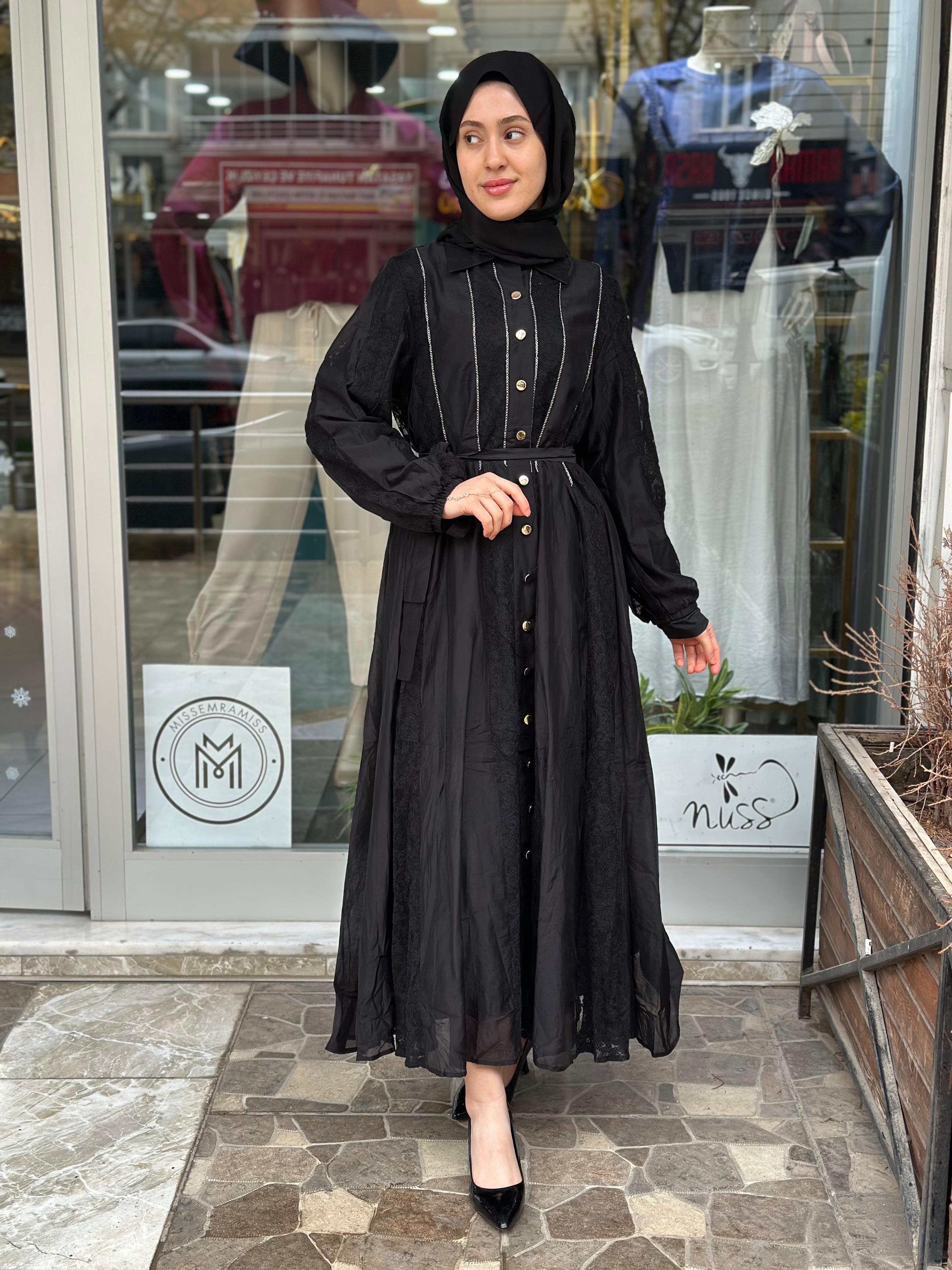 İTHAL DÜĞMELİ SİYAH ELBİSE