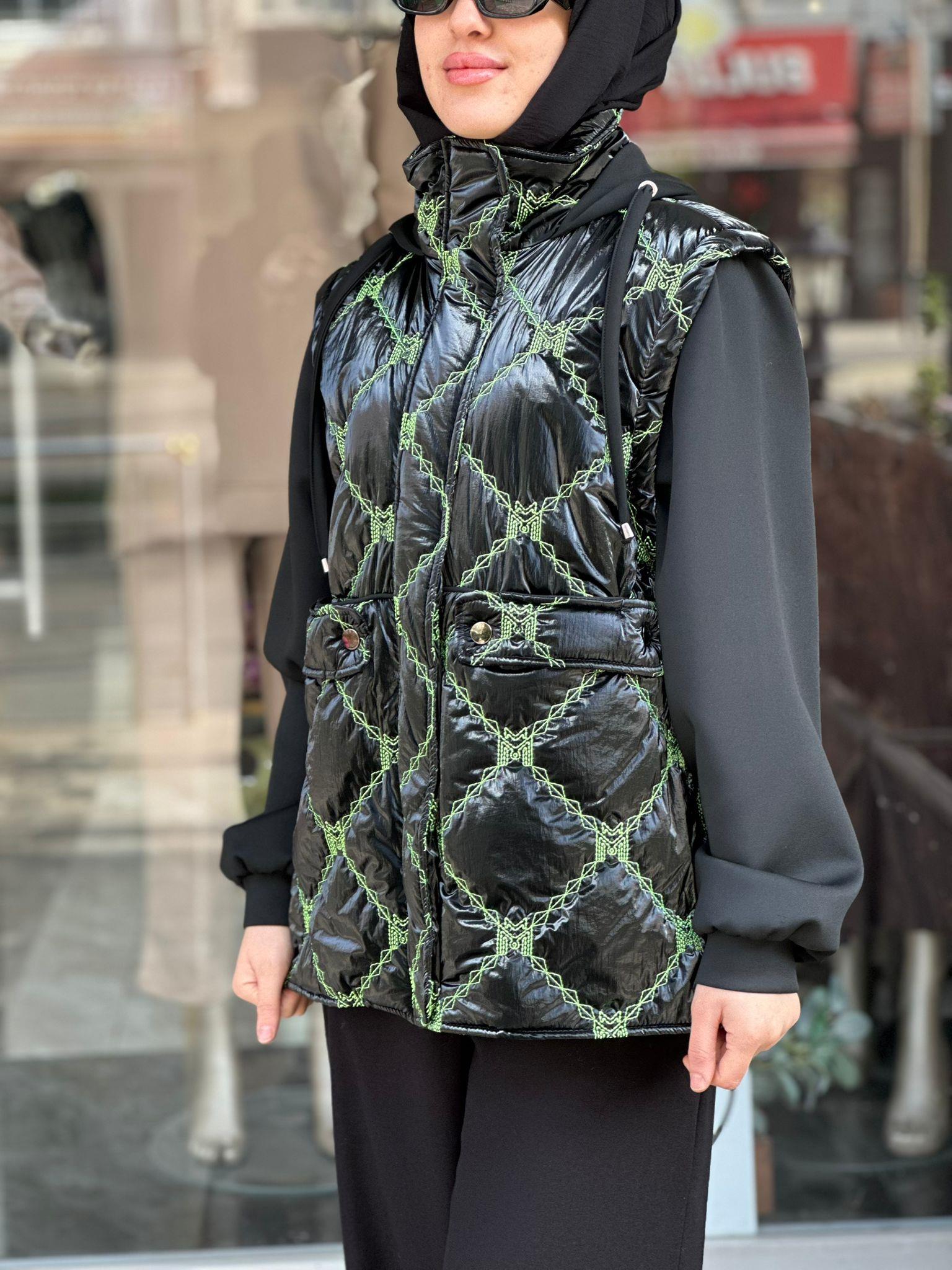 MİSSEMRAMİSS VERDE KAPİTONE MONT SİYAH DESENLİ