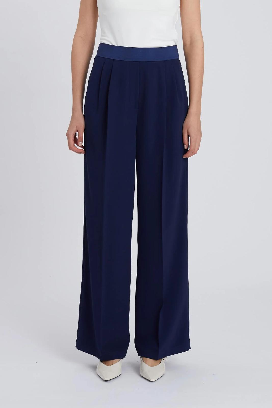 CLOCHE BELLA PANTOLON