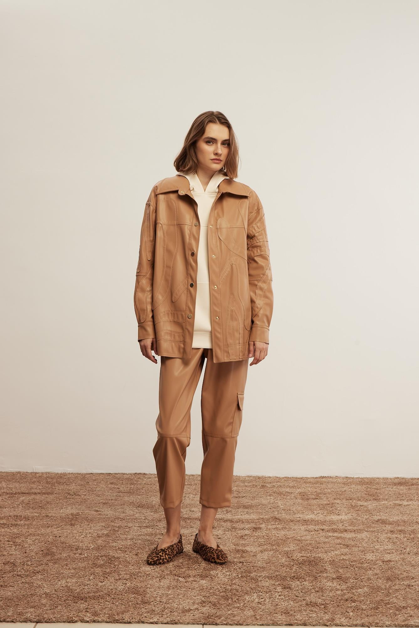 VENÖVE VİANA TAKIM CAMEL 