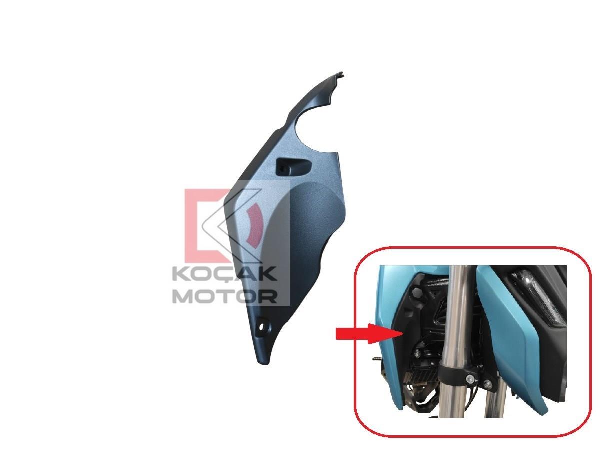 Voge R125 İç Dizlik Plastiği Sağ