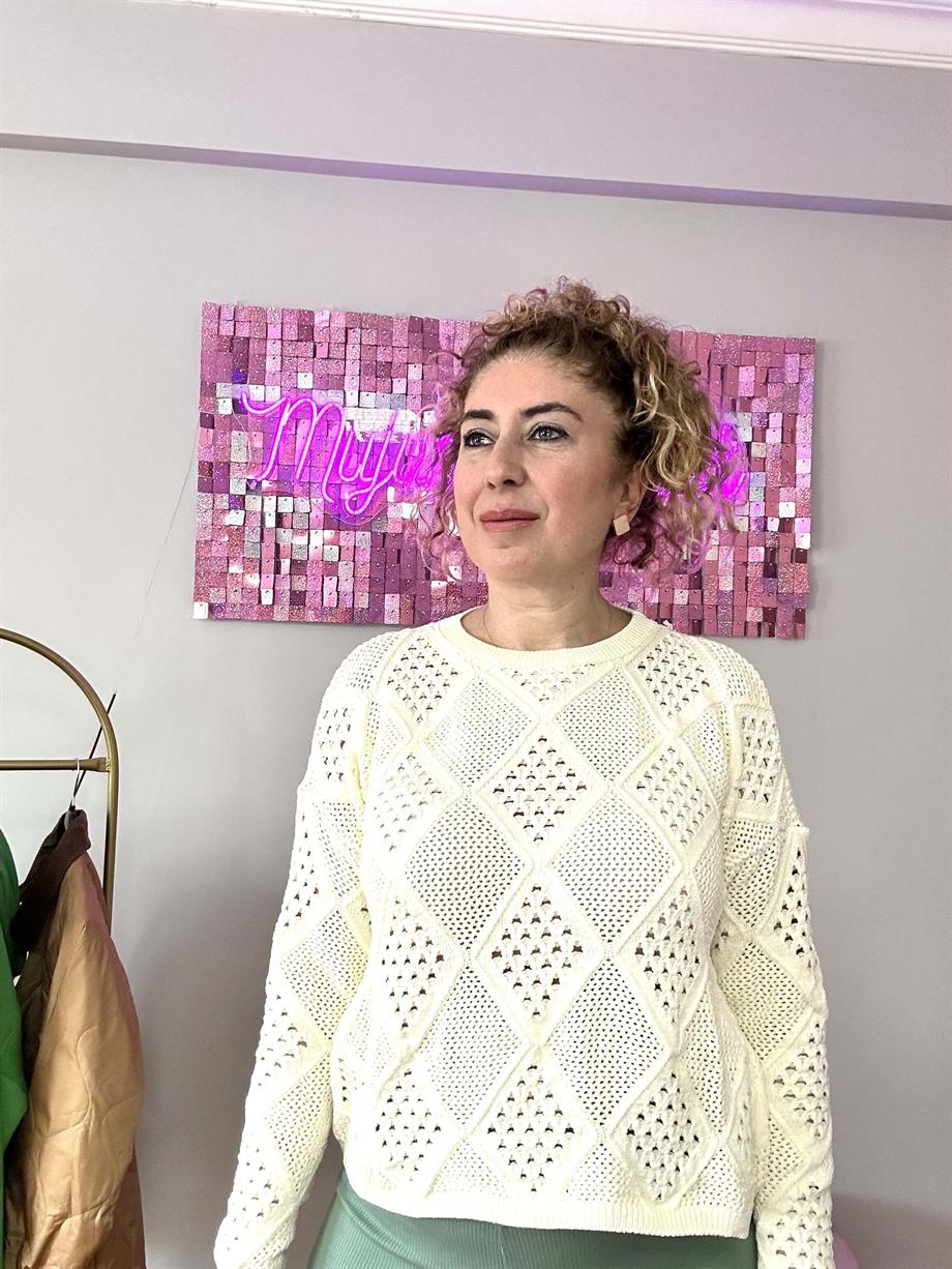 EKRU AJURLU TRİKO