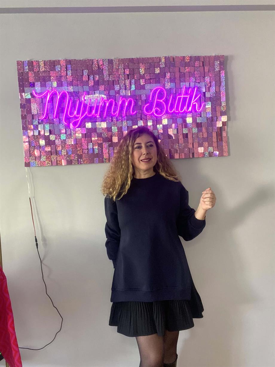 LACİVERT YIRTMAÇLI SWEATSHIRT