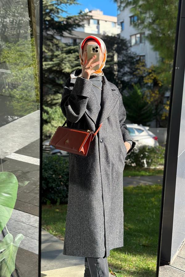 Hanım Hatun Oversize Kaşe Balıksırtı Desen Siyah