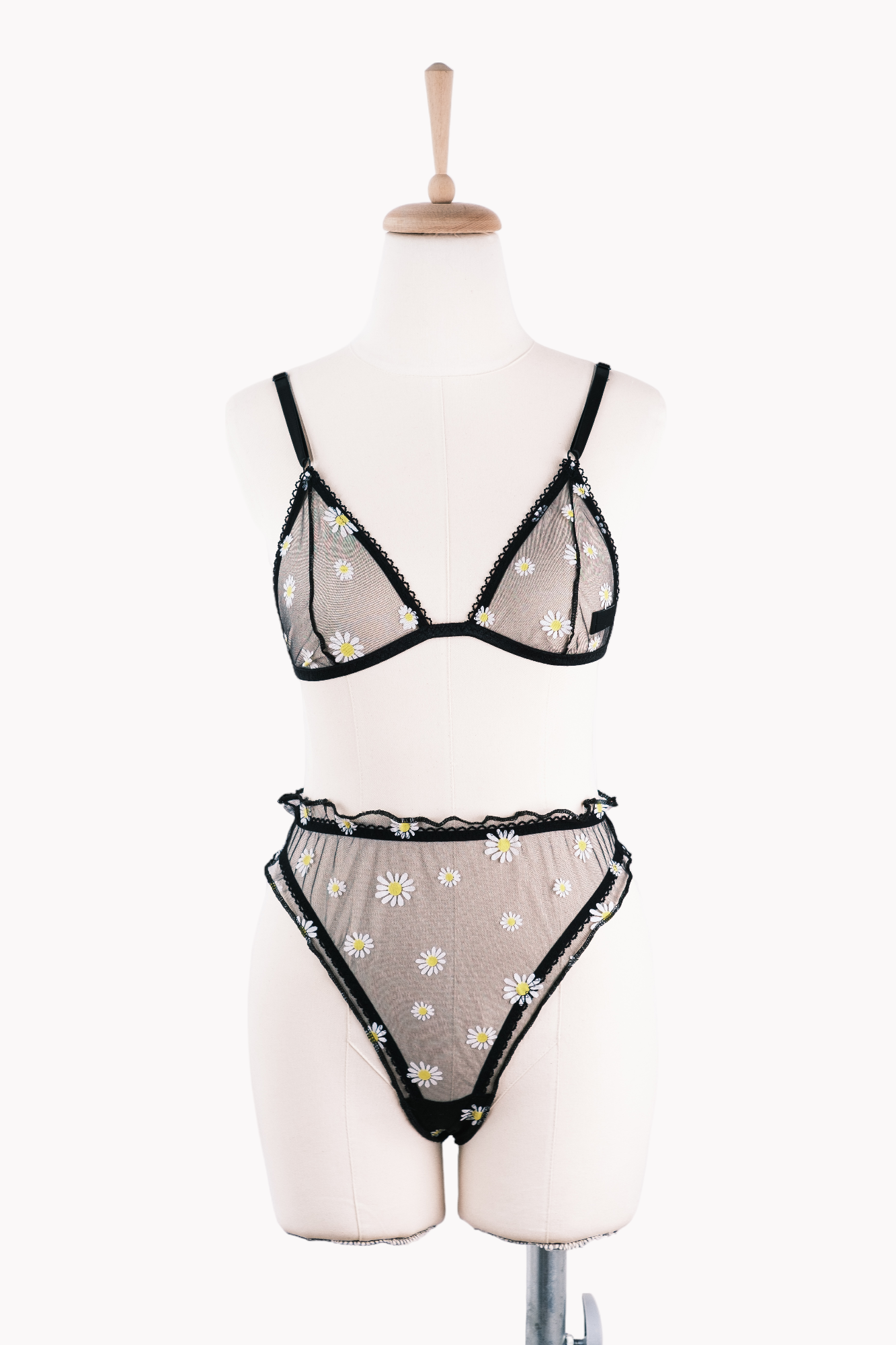 Black Daisy Bra Alt Takım
