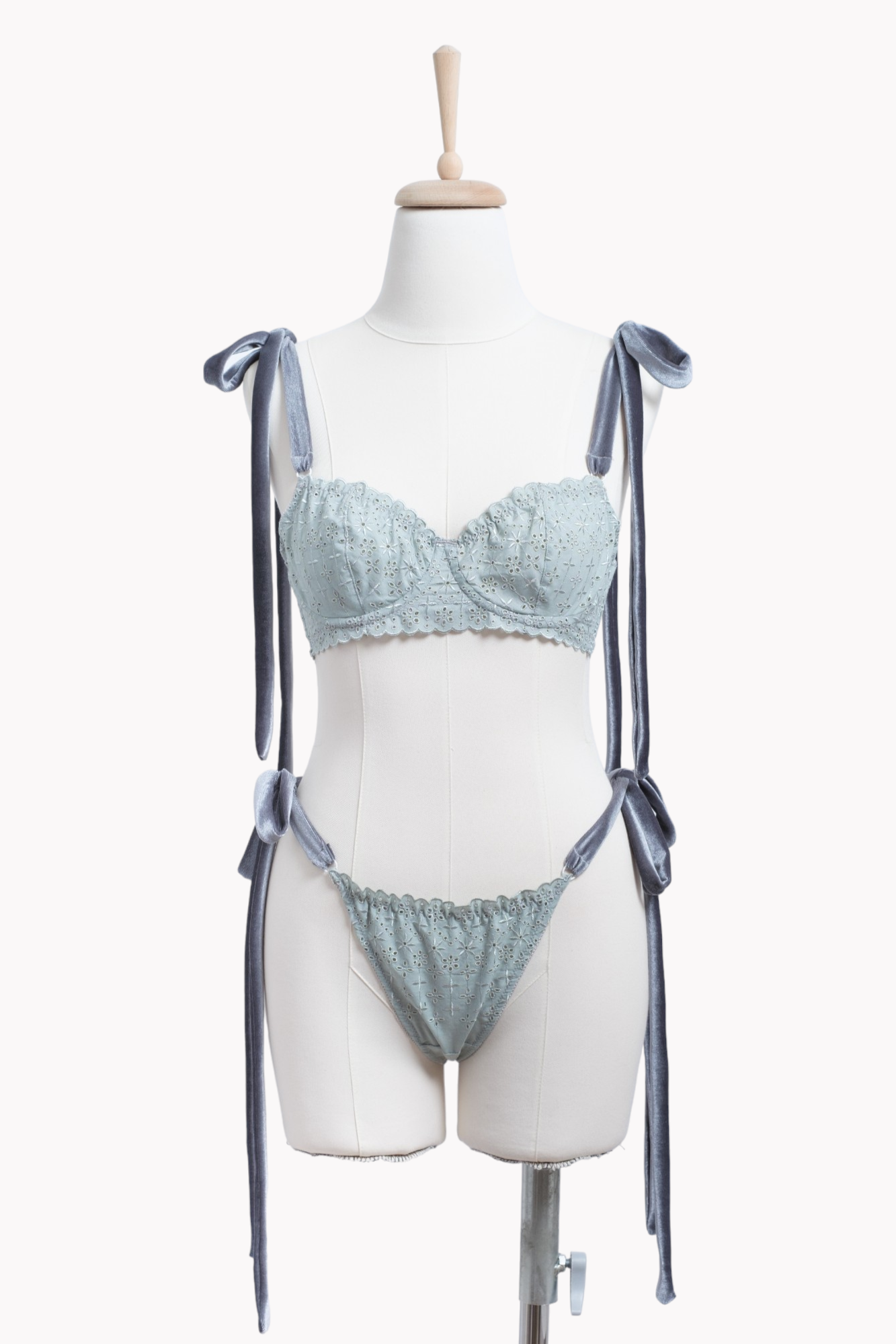 Lydia Green Bra Tanga Takım