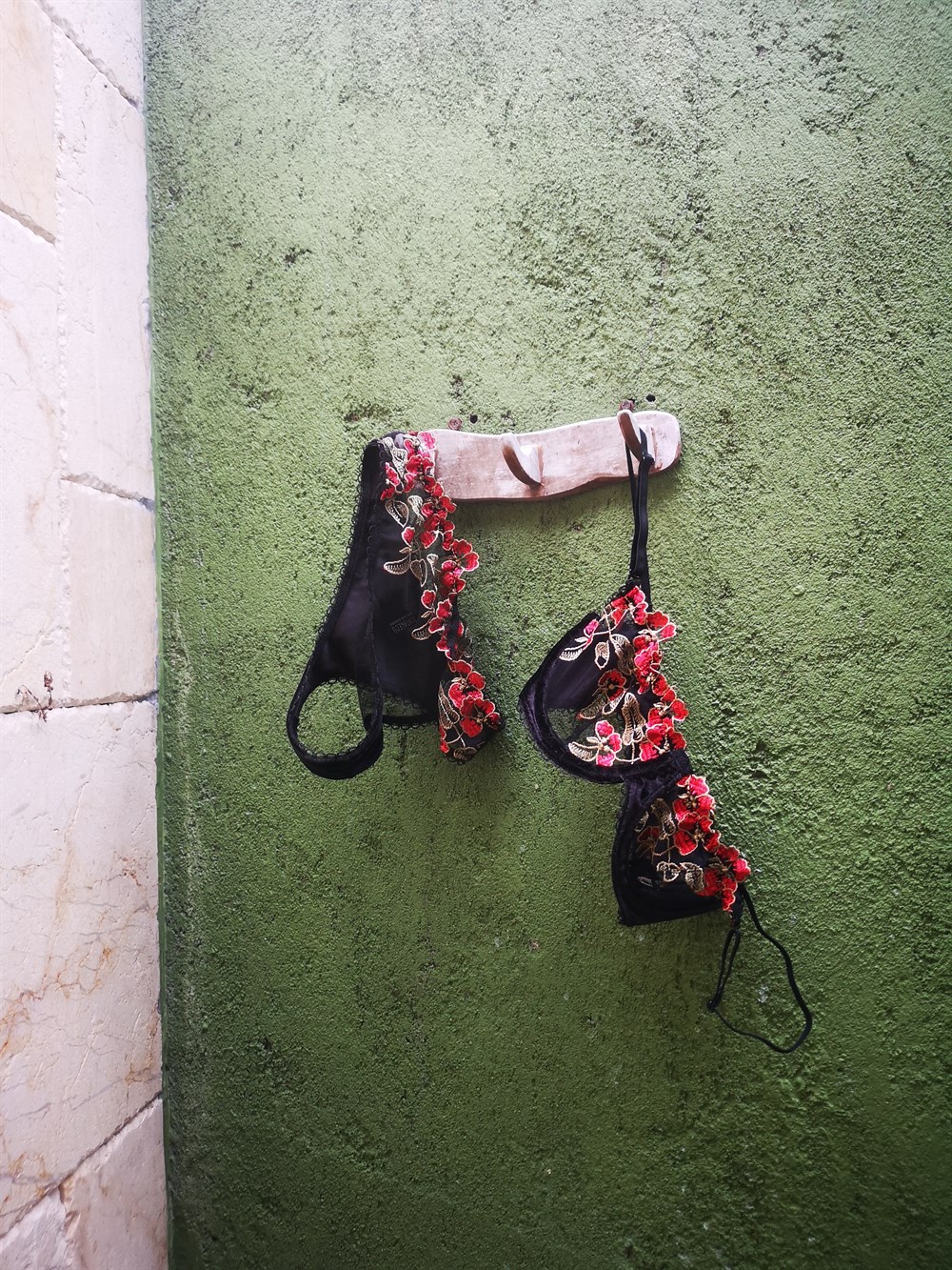 Superbum Balenli Bra Tanga Takım