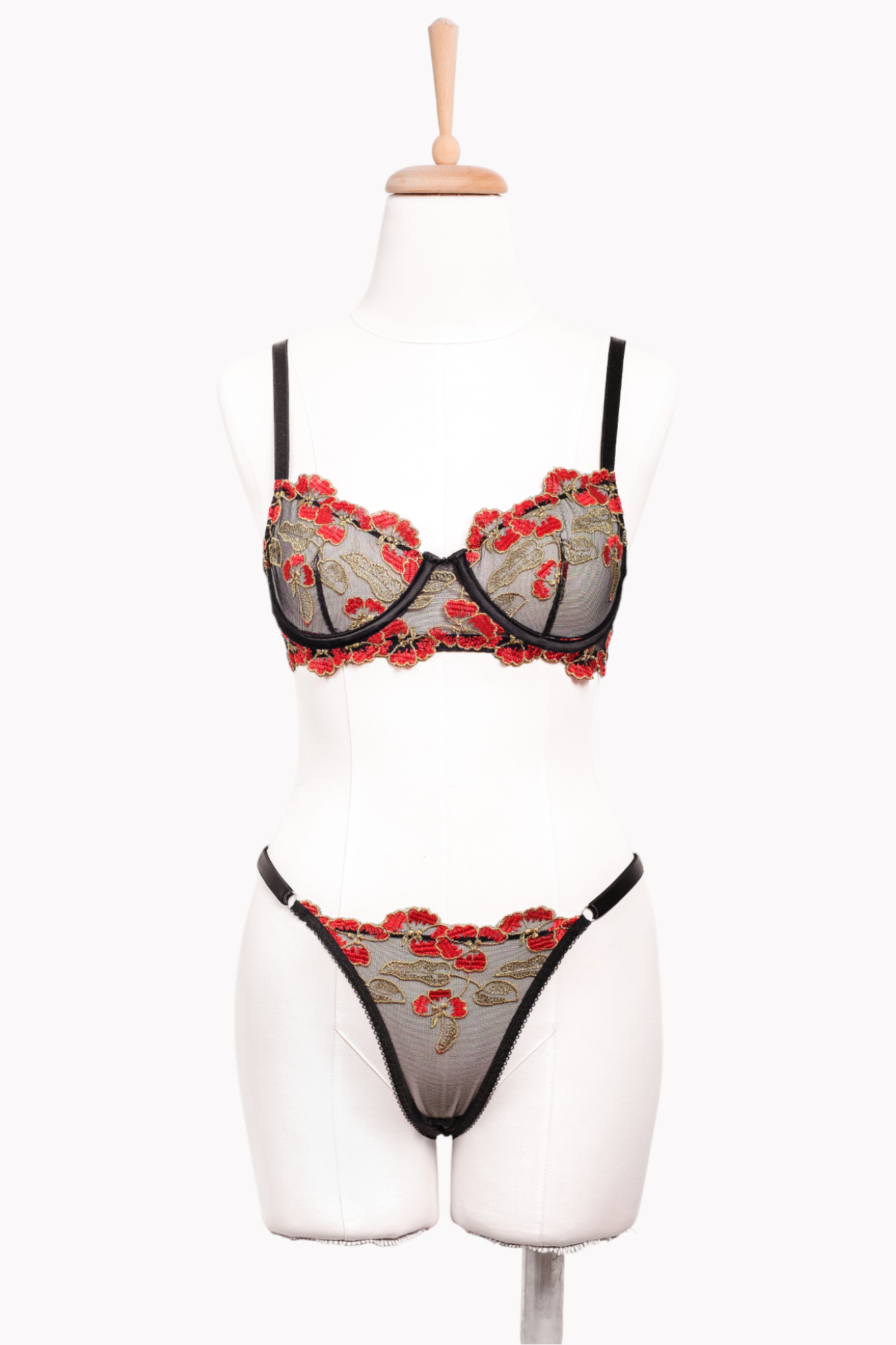 Superbum Balenli Bra Tanga Takım
