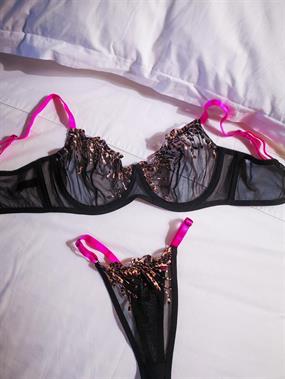 Allure Tanga