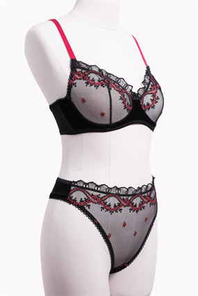 Red Blooms Balenli Bra Tanga Takım
