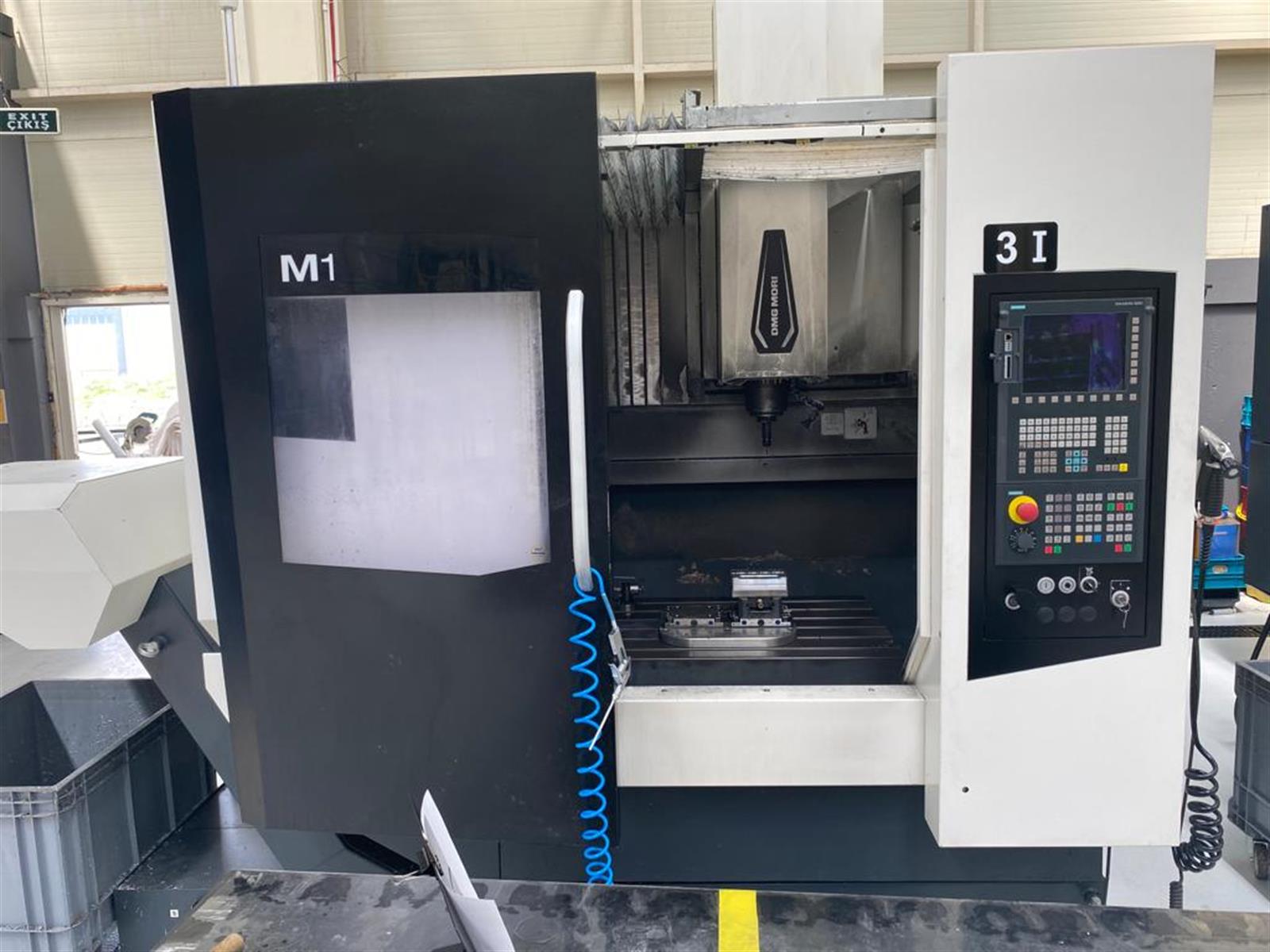 DMG M1 Vertical Machining Center