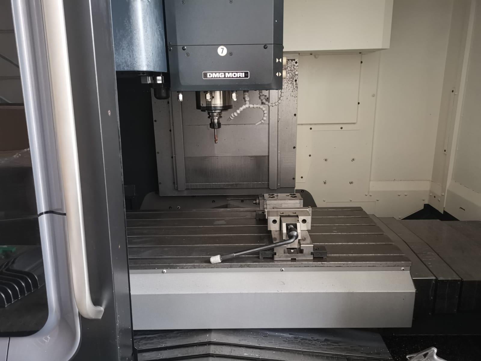 DMG Mori NVX 5100/40 Machining center - vertical