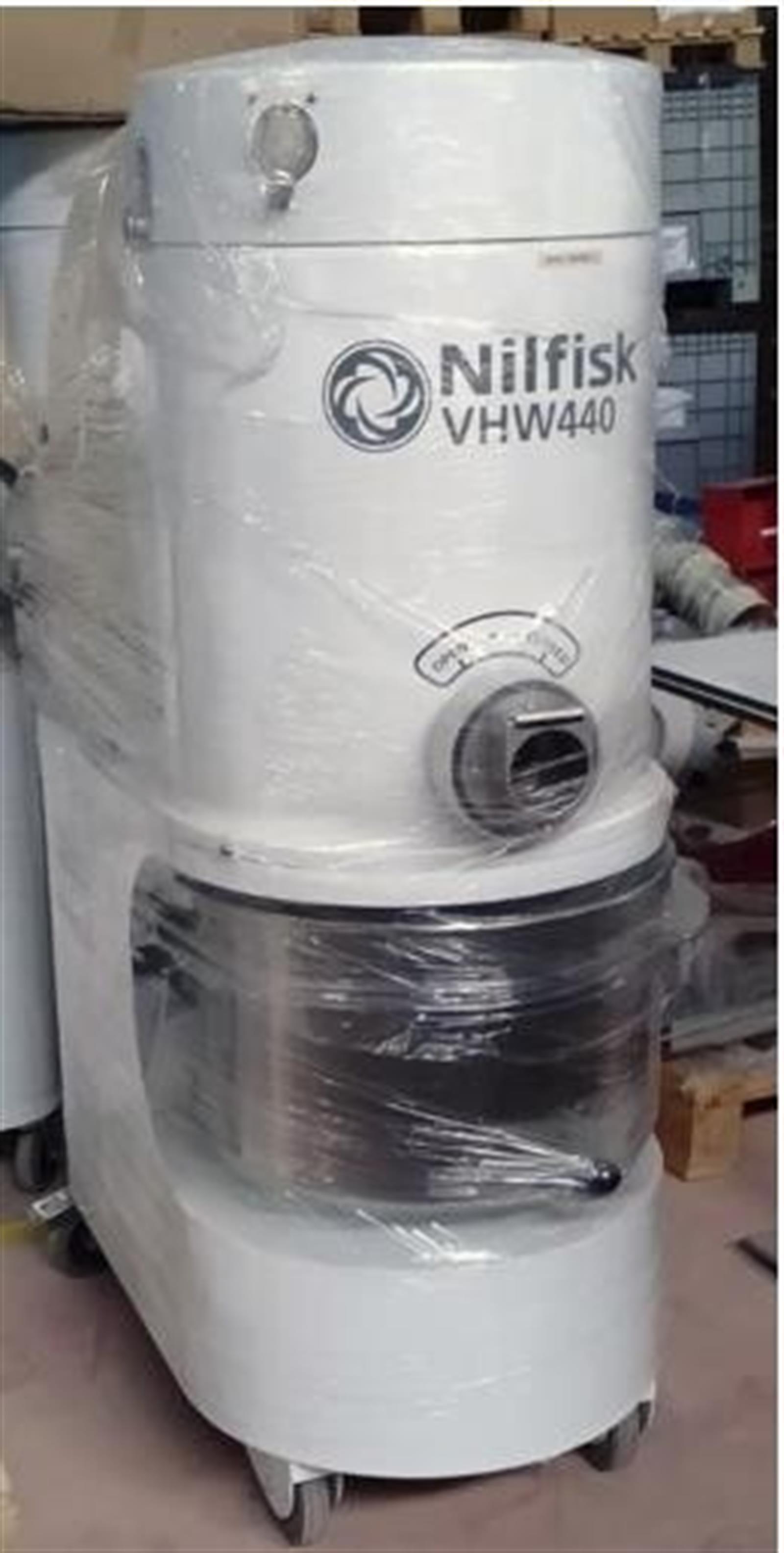 VHW440 Nilfisk Vacuum Machine